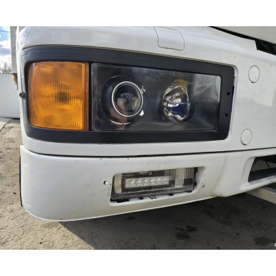 Гладкие стекла для фар MAN F2000 под установку линз